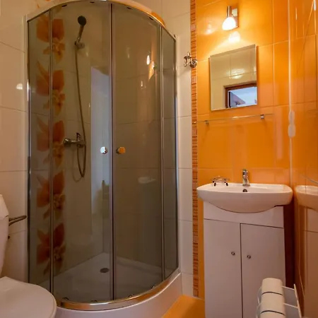 Bukowina Bed & Breakfast 3*